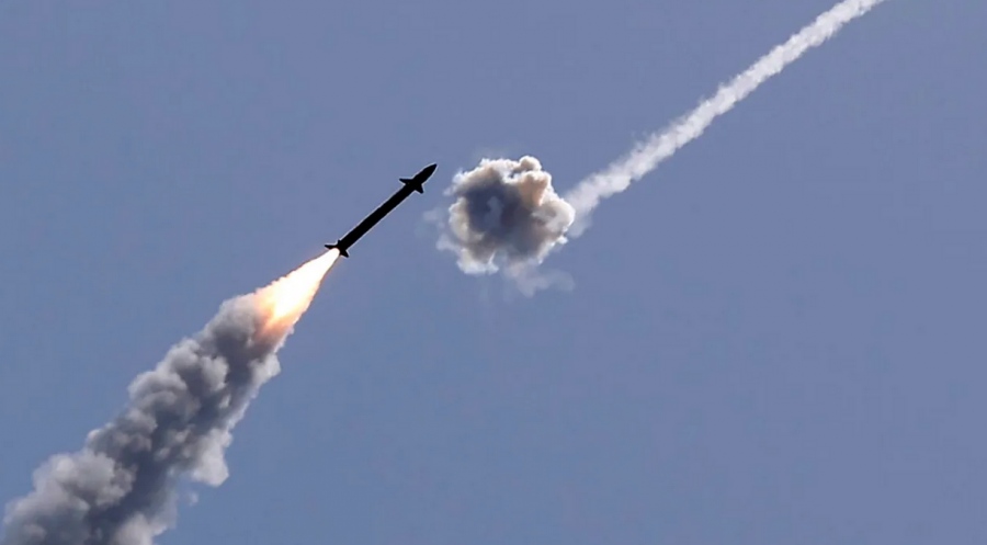 Τύμπανα Πολέμου - Προκλητική αιφνιδιαστική επίθεση Ισραήλ στο Ιράν με δύο εκρήξεις στην Τεχεράνη - Ο Khamenei είναι ασφαλής