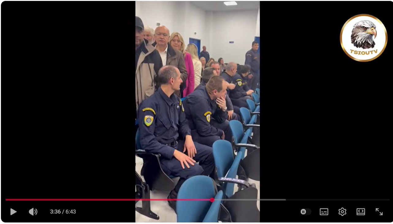 ΧΑΜΟΣ ΞΑΝΑ ΣΤΗ ΔΙΚΗ ΤΩΝ ΤΕΜΠΩΝ! - Πέταξαν τους συγγενείς από την αίθουσα 