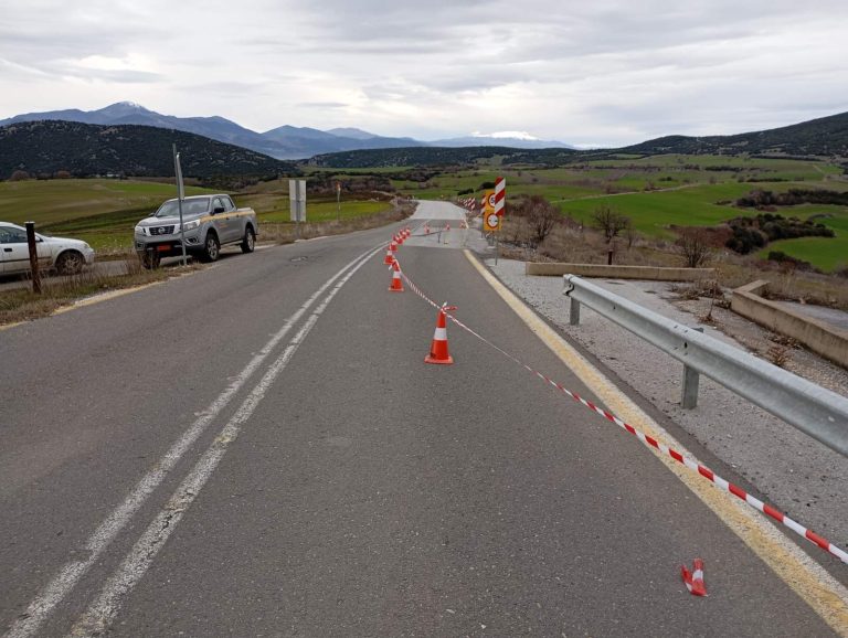 Κοζάνη: Καθίζηση οδοστρώματος στη διασταύρωση της Ε.Ο. «Τριγωνικό – Ρύμνιο»