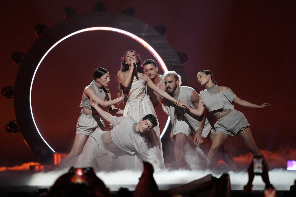 Eurovision 2024: Aποδοκιμασίες και γιουχαρίσματα στην εμφάνιση του Ισραήλ – Χρησιμοποιήθηκαν εφέ χειροκροτημάτων (Video)