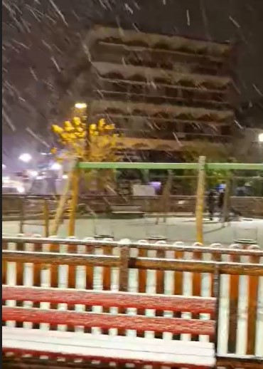 Παλαιόν Πάρκον Πτολεμαΐδος τώρα - Κάτασπρο από τα χιόνια  25 ΝΟΕ 2023