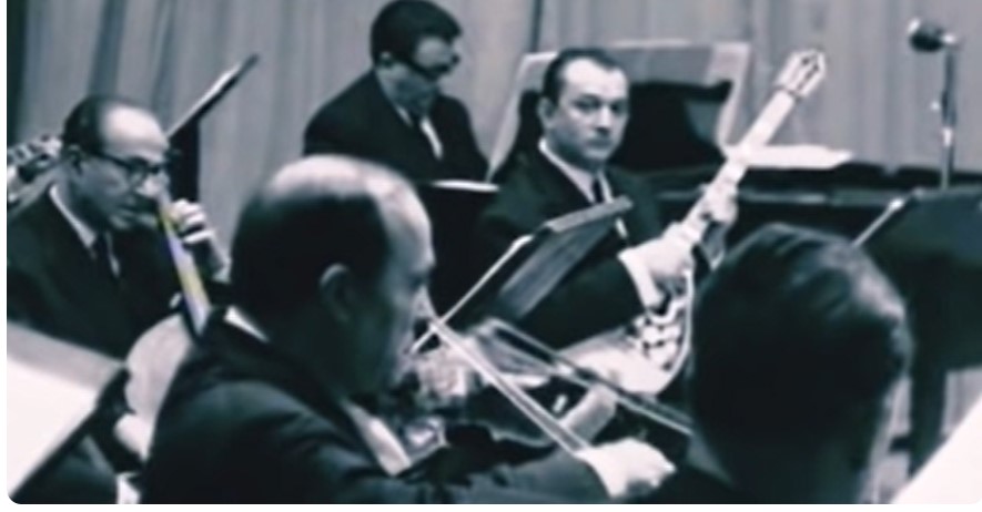 Όταν η Ορχήστρα του ΕΙΡ απαίτησε να περάσει οντισιόν ο Καζαντζίδης και ο Χιώτης να παίξει κιθάρα
