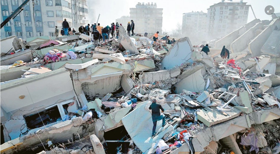 Κώστας Παπαζάχος: H φύση χρωστάει έναν σεισμό στην Κωνσταντινούπολη αλλά δεν θα είναι 9 Ρίχτερ