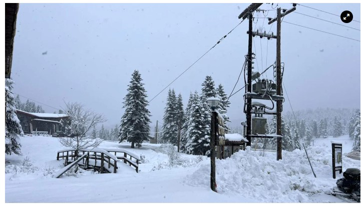 Εντυπωσιακές εικόνες από το χιονισμένο Περτούλι - Πού χρειάζονται αλυσίδες στη Δυτική Μακεδονία