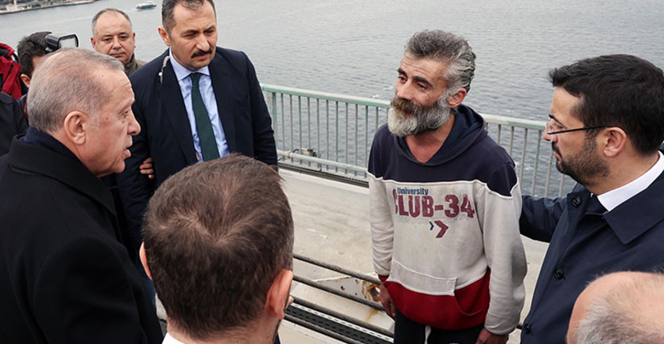 Απίστευτο!!!  Έσωσε επίδοξο αυτόχειρα, όπως είχε κάνει και το 2015....