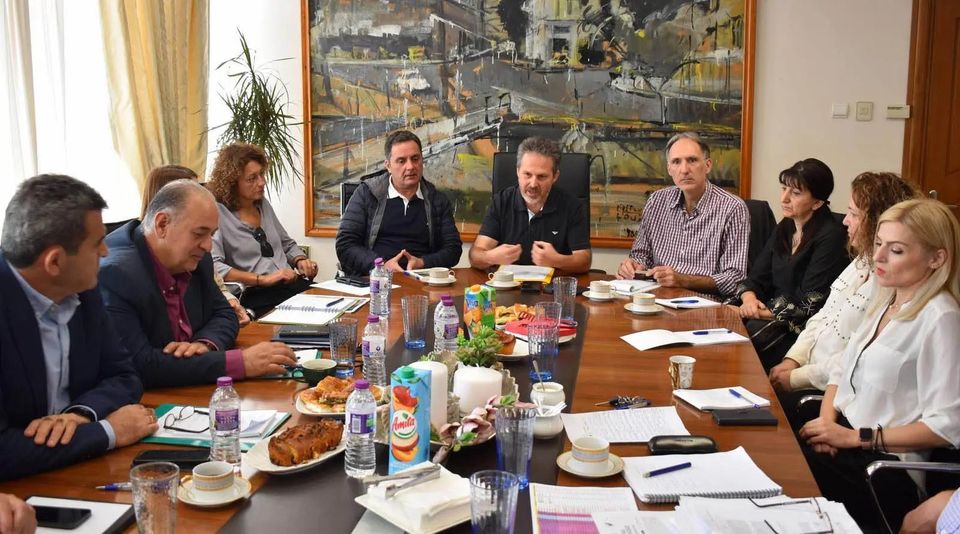 Πρώτη συνάντηση στη Φλώρινα για το οξύ πρόβλημα της Αρκούδας - Κίνημα Πολιτών " Δεν ζούμε μαζί με την Αρκούδα"