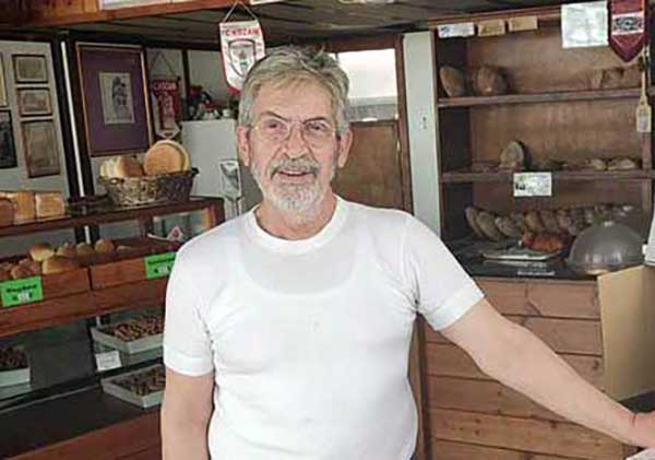 Γιάννης Σιδέρης προς Περιφερειάρχη: 83.000 ευρώ για υπηρεσιακό αυτοκίνητο - Άμα είσαι μαθ’μένους απού μ΄κρός στα ακριβά αυτοκίνητα….