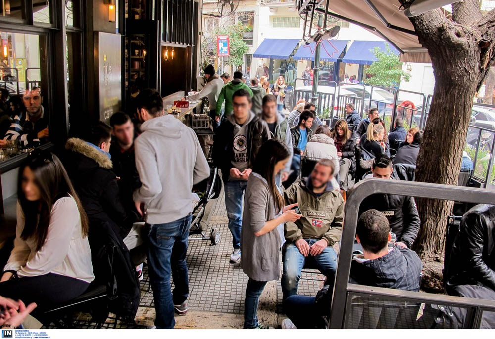 Νέα χαλάρωση μέτρων: Τι αλλάζει σε απαγόρευση κυκλοφορίας, μουσική στην εστίαση και δεξιώσεις