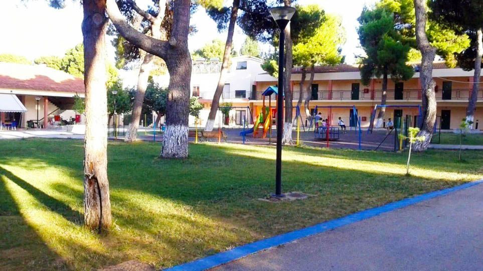 «Κόκκινος συναγερμός» για τις κατασκηνώσεις - Πάνω από 50 τα κρούσματα σε Χαλκιδική, Χανιά, Καπανδρίτι