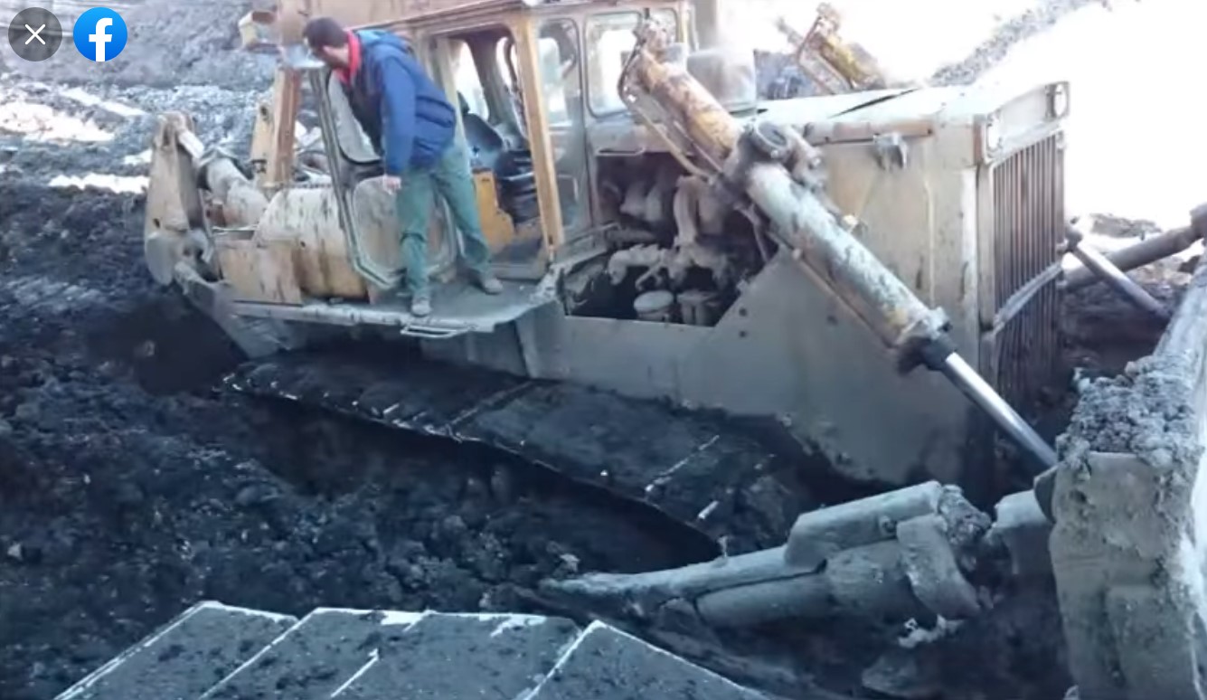 ΜΙΑ ΕΞΑΙΡΕΤΙΚΗ ΠΙΝΕΛΙΑ ΤΟΥ ΠΡΩΗΝ ΣΥΝΑΔΕΛΦΟΥ ΓΙΑ ΤΟΥΣ  &#039;&#039;ΤΕΜΠΕΛΗΔΕΣ ΤΗΣ ΔΕΗ&#039;&#039;.!!!!!!!!!!!!!