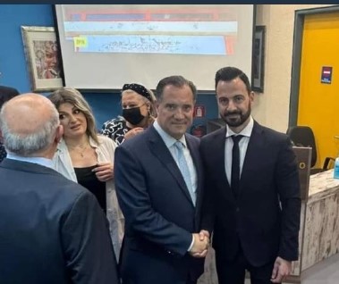 Επίσκεψη Υπουργού Υγείας στην Πτολεμαΐδα, με δυο ΜΕΘ σε κατάρρευση   «ΟΣΟ Ο ΛΑΟΣ ΜΕΝΕΙ ΑΔΡΑΝΗΣ, Ο ΑΔΩΝΙΣ ΘΑ ΠΑΙΖΕΙ...ΤΕΝΙΣ ΣΤΙΣ ΠΛΑΤΕΣ ΤΟΥ»