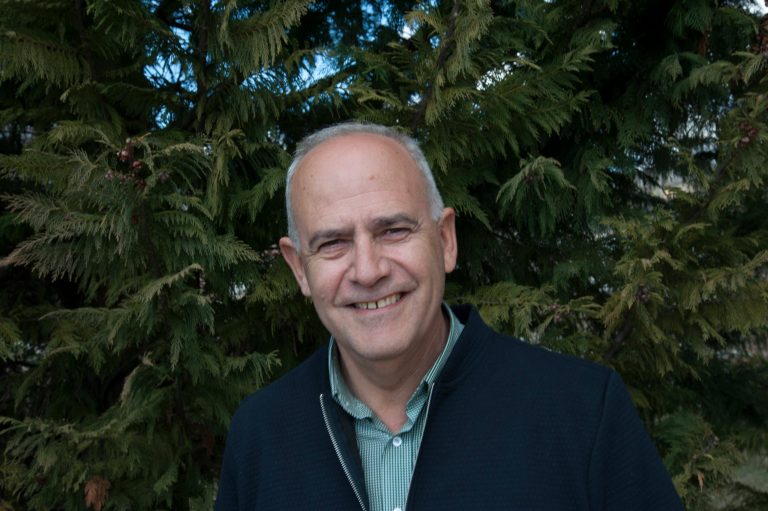 Γιάννης Στρατάκης - Κάντο όπως η Αλβανία…! Ένα προς μίμηση καλό παράδειγμα!