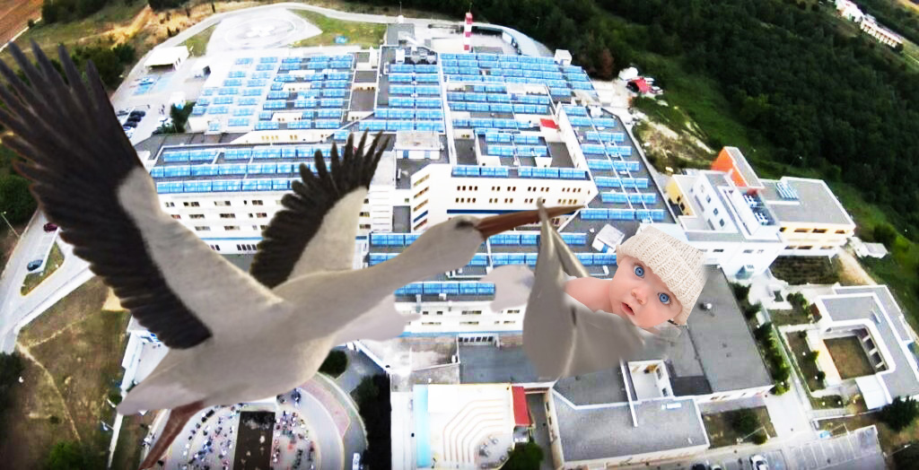 Μποδοσάκειον: Γυναίκα με κορονοϊό γέννησε μόνη της στο κοντέινερ covid του νοσοκομείου